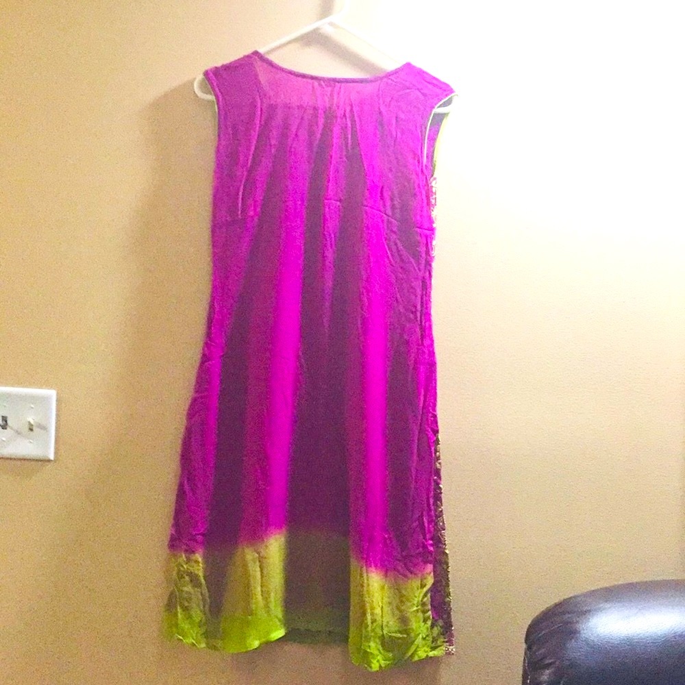 Absolutely Beautiful Double Colored Embroidered I… - image 8